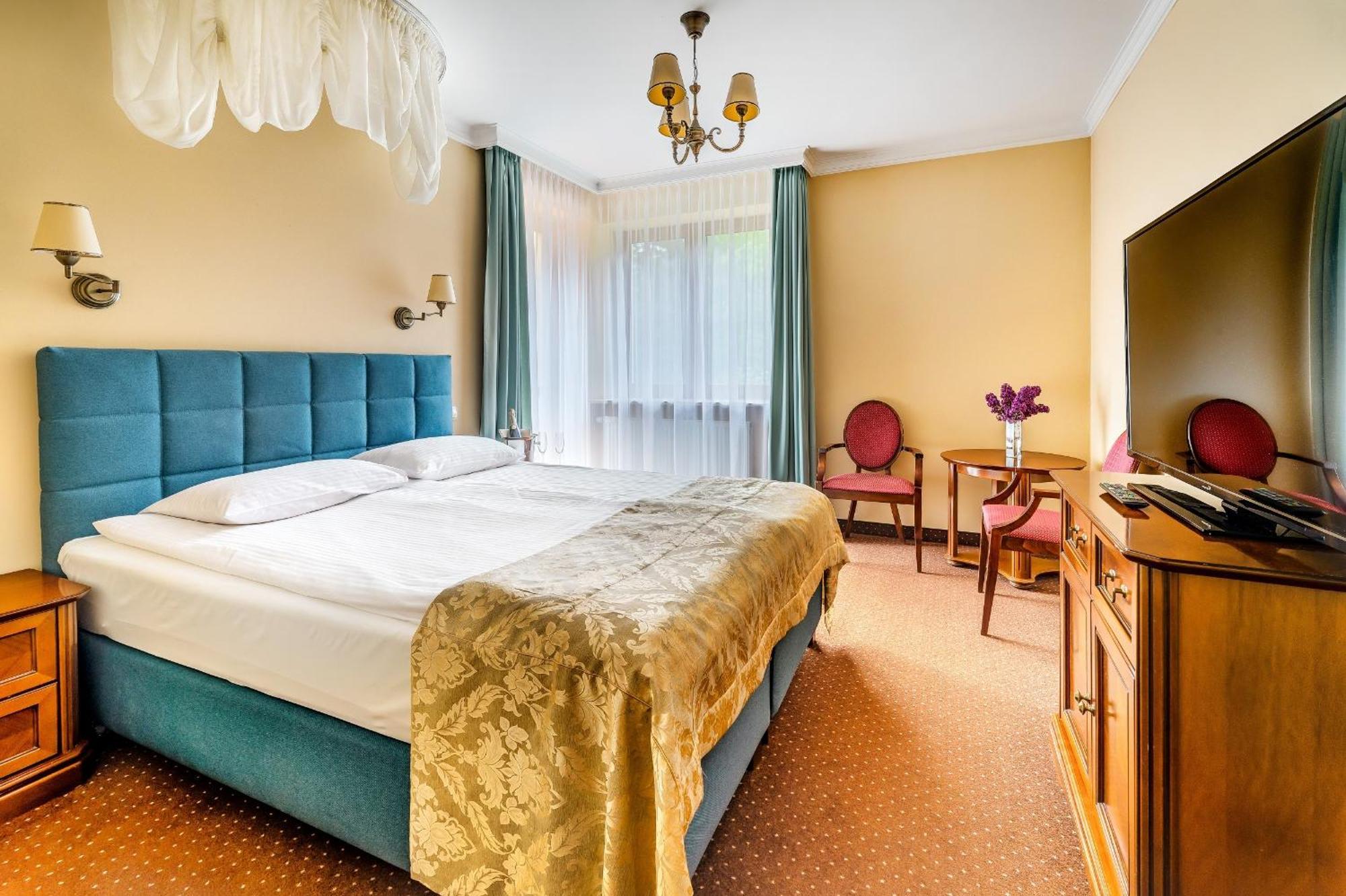 Hotel Pan Tadeusz Serock Exterior foto