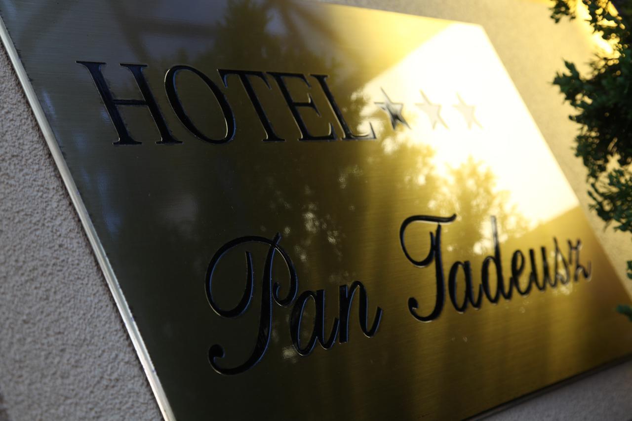Hotel Pan Tadeusz Serock Exterior foto